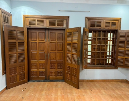 THU MUA THANH LÝ CỬA GỖ CŨ QUẬN 1