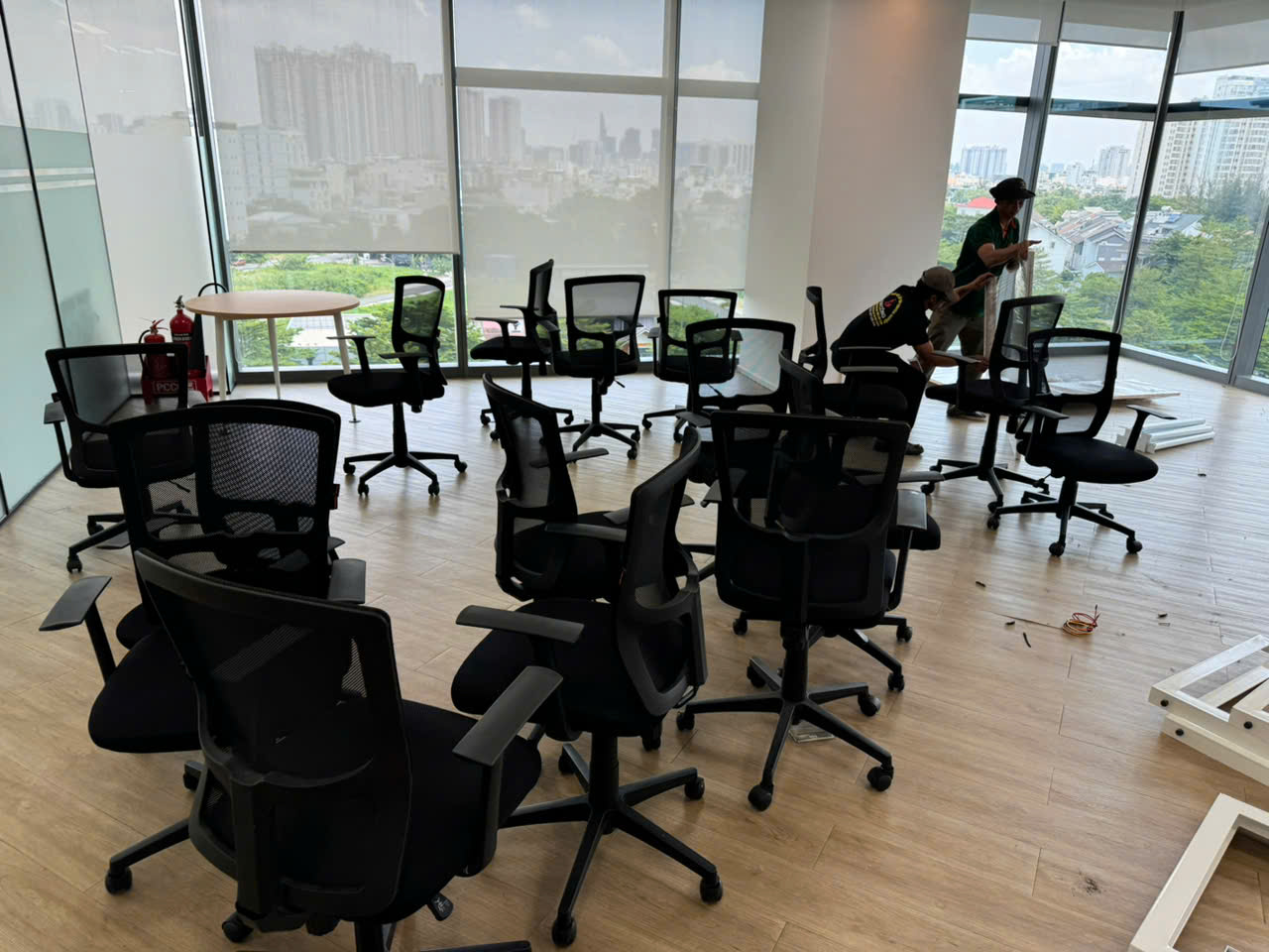 Thu mua ghế văn phòng quận Tân Phú